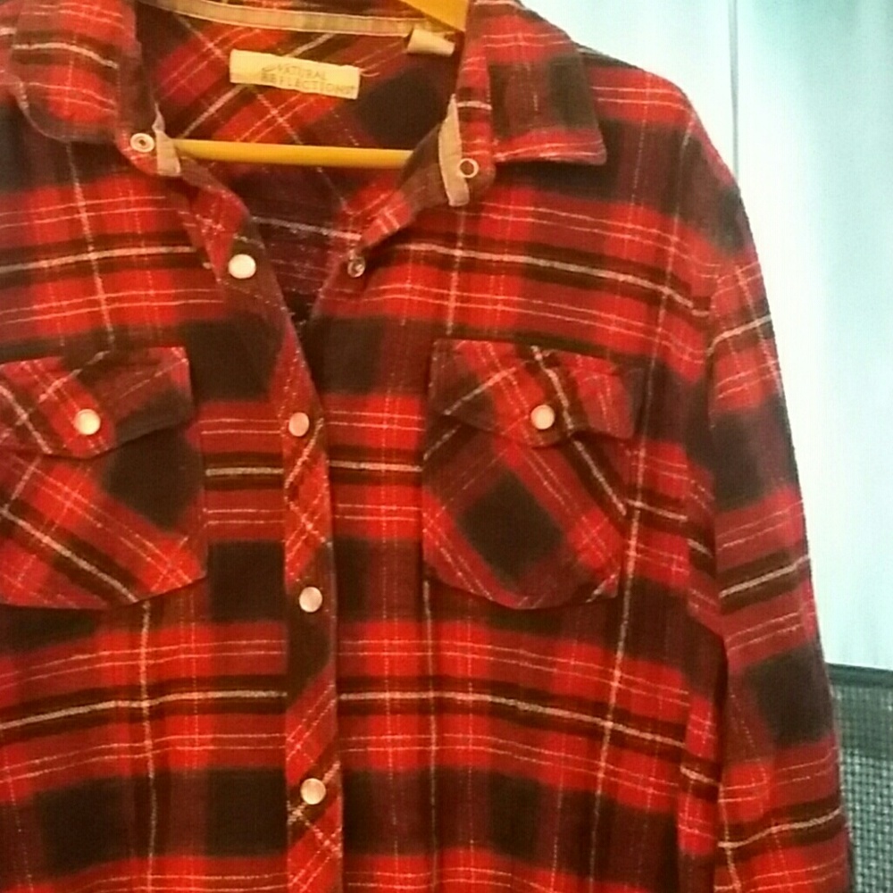 Women's flannel shirt